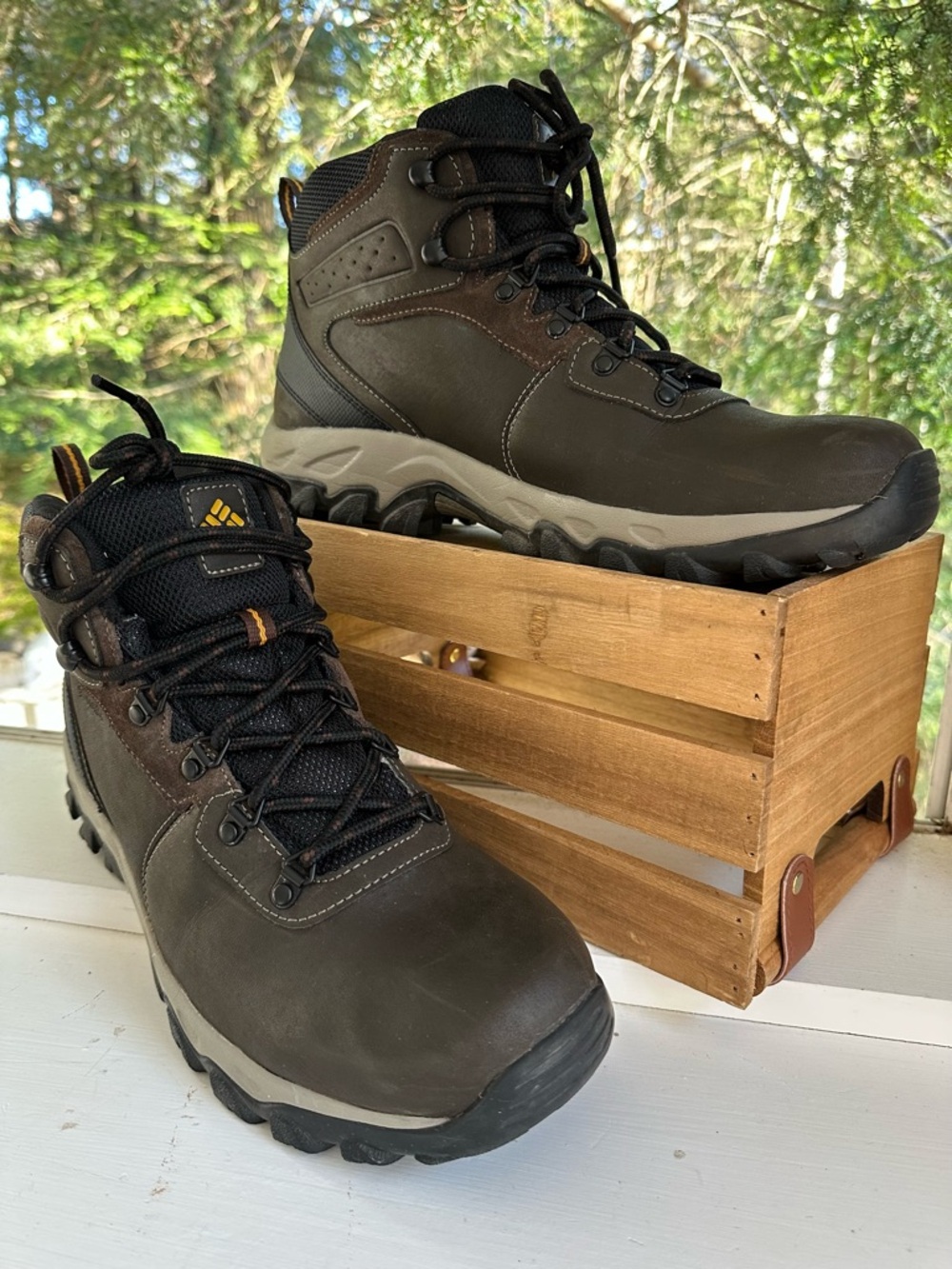Columbia Newton Ridge Plus II Brown Waterproof Hiking Boots Gorpcore Men 13